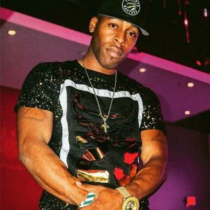 Meet your Posher, Wes mrcaution